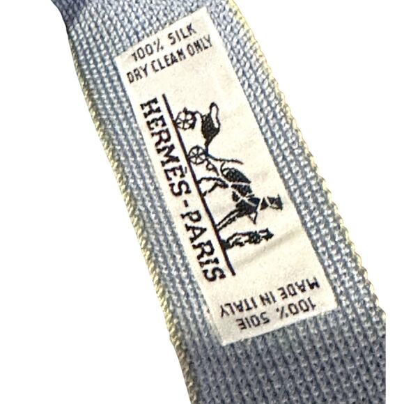 Hermes Tie - 100% Silk Double-sided w Box  Dry clean only Made in France - Picture 5 of 5